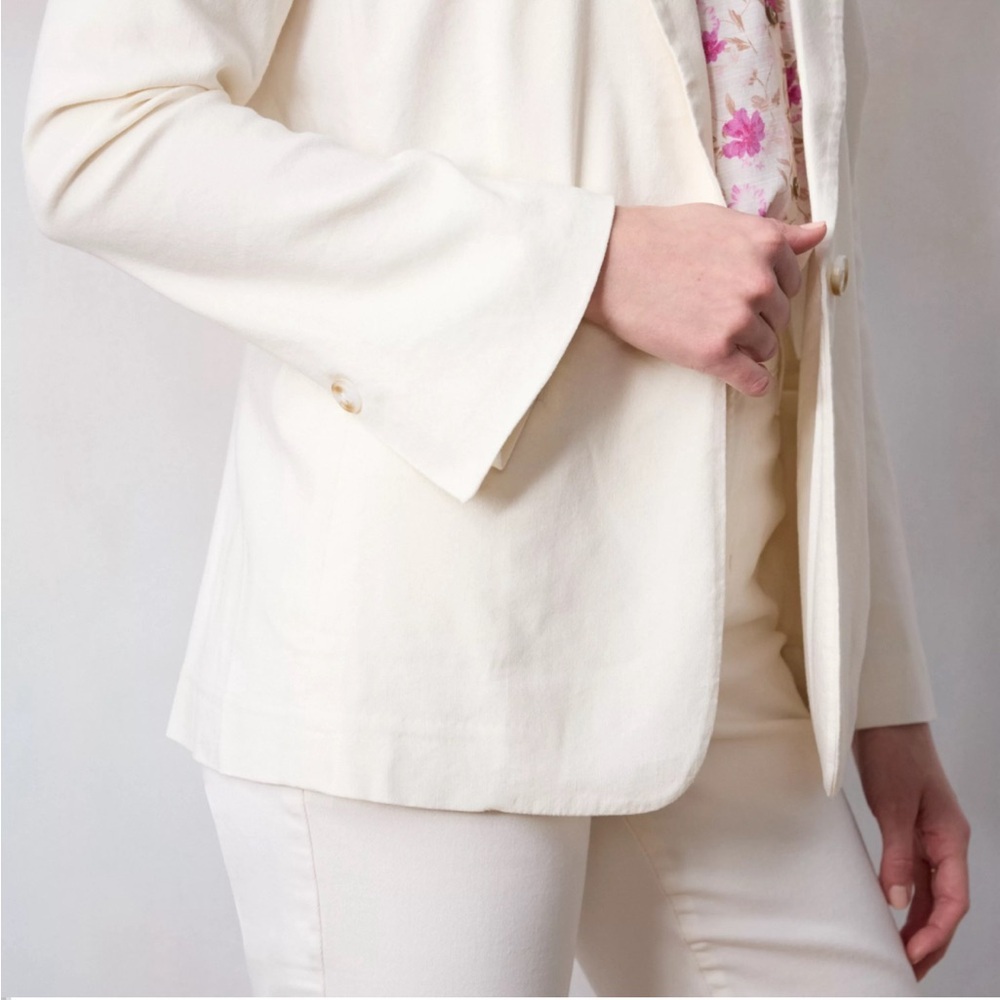 Brand New Women's Ivory Blazer Jacket, Bell Sleeves, Size XXL, NWT - Picture 5 of 8